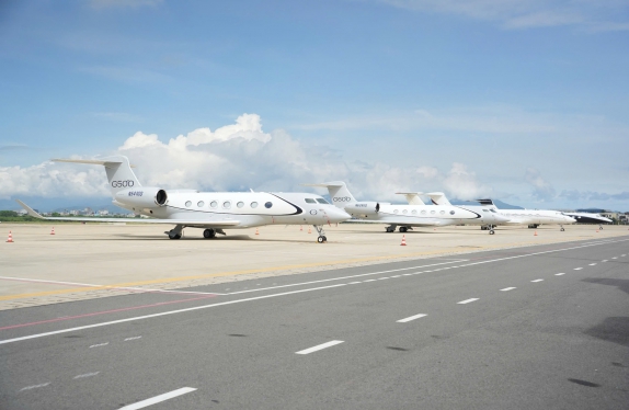 Da Nang Airport & Central Hotel Max 5km transfer